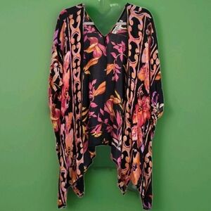 Ingear Black and Pink Floral Swim Coverup